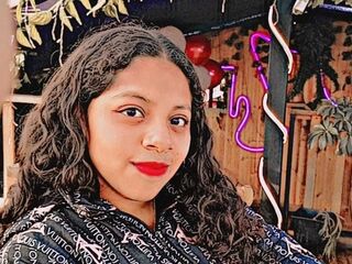 adult chatroom KyraFade