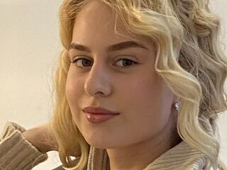 fingering girl webcam  LaniePlewa