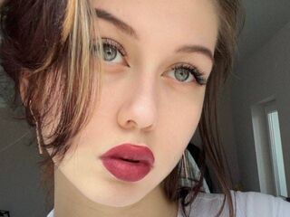 camslut showing tits LanoraPurkett