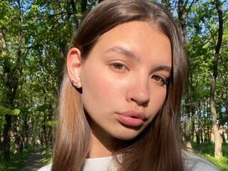 beautiful girlcam LaraineBologna