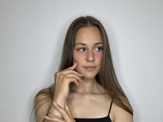 chat with cam LarissaRodina