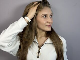 hardcore web cam LatrinaBrounson