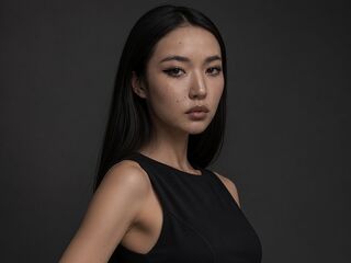 camwhore shaved pussy LeeanneBossley