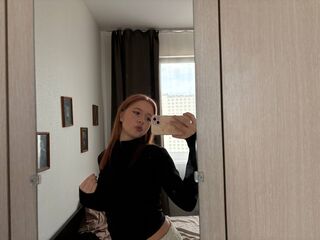 live webcam LennieLukasik