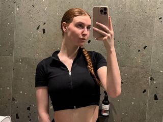 cam girl video chat LessieNunz
