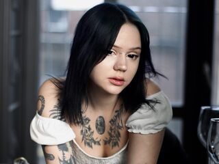 cam girl masturbating with sextoy LollaBerry