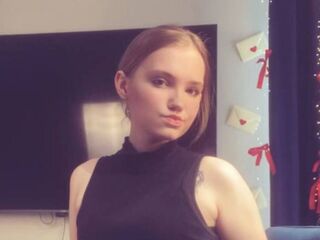 adult chat room LoraKen