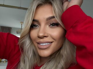 naughty camgirl picture LorennaRyan