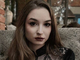 beautiful girl cam LorrieHofheimer