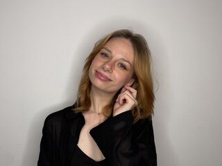 chat room live webcam LouiseSchmidt