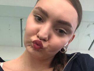 camgirl spreading pussy LourdesFronk