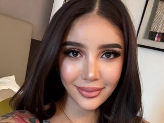 cam girl picture LucciaSantos