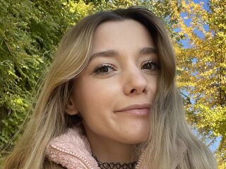 hot webcamslut LunariaVelvet