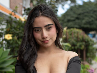 girl chatroom MaddieColinss