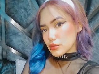 web cam show MaddieLannister