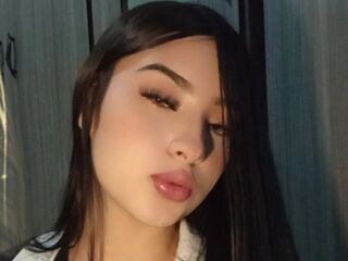 free adultcam MadelynFiore