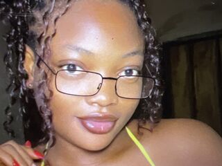 fingering cam girl MakyDina