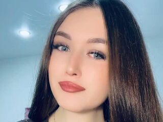 camwhore nude MargotAniston