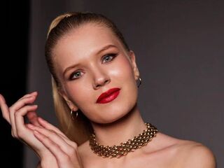 naked webcamgirl picture MarkHarkrider