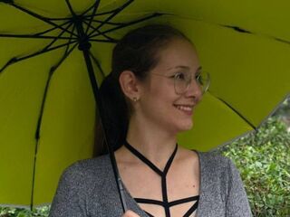 naked cam girl gallery MayDavidge