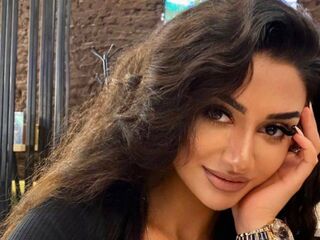 dirty cam picture MayaDastrup