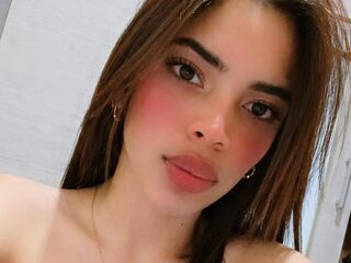 girl chatroom MeliCarson