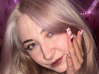 girl cam nude MelitaHogston