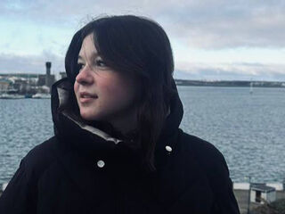 naked webcam girl photo MellieTierce