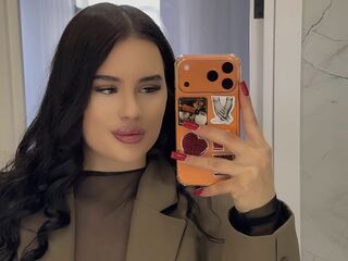 naked camgirl photo MilaCrew