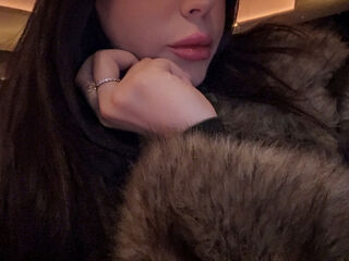 naked webcamgirl photo Mimiella