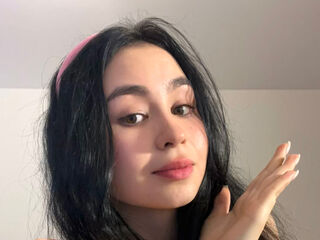 Kinky webcam MinnieMile