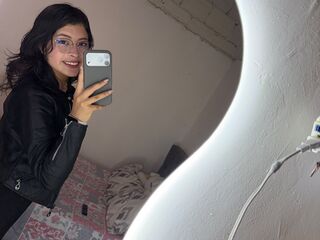 fingering girl webcam  MiraSterling