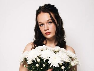 nude camgirl picture MirandaSakihara