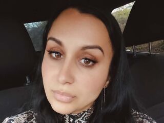 cam girl fingering MirelleRose