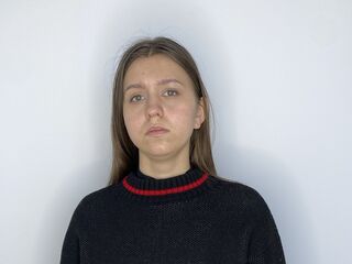 voyeur webcam MiriamWhitener