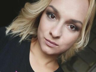 cam girl cam chat NellieLynn
