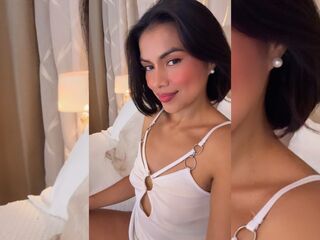 nude camgirl photo PerlaMoonroe