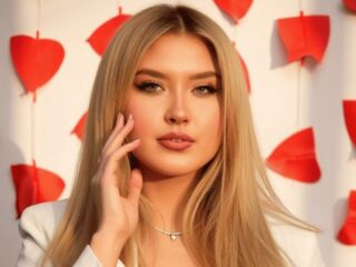 adult web cam chat room RaisaMihaila