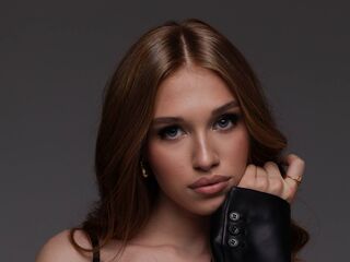 free live chart room RanaeEtherington