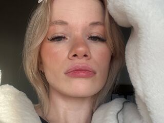 hot striptease webcam RenitaKoo