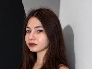 naked girl with live cam fingering RoselynSvatek