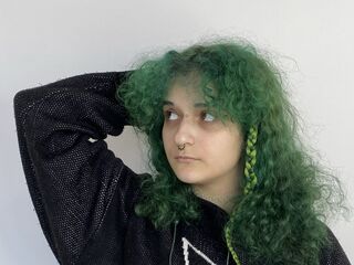 topless SamellaMagowan