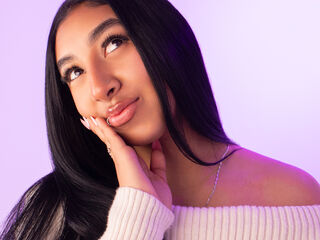camgirl playing with dildo SaraClac