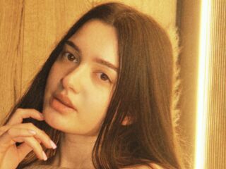 naughty camwhore SavannahHoward