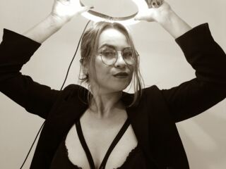 nude webcam girl ScarletHanistom