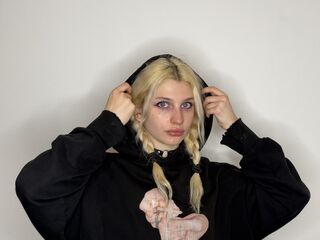 fingering girl SerenaRatte