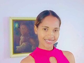 kinky webcam show ShaniaBrooks
