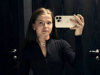 hot camslut SilvaNayee