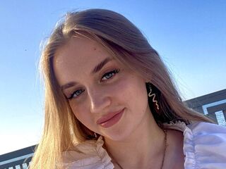 fingering camslut SonyMiller