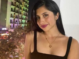 free nude live show SophiaCamargo